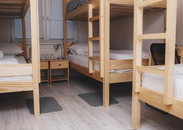 Bloom Хостел *